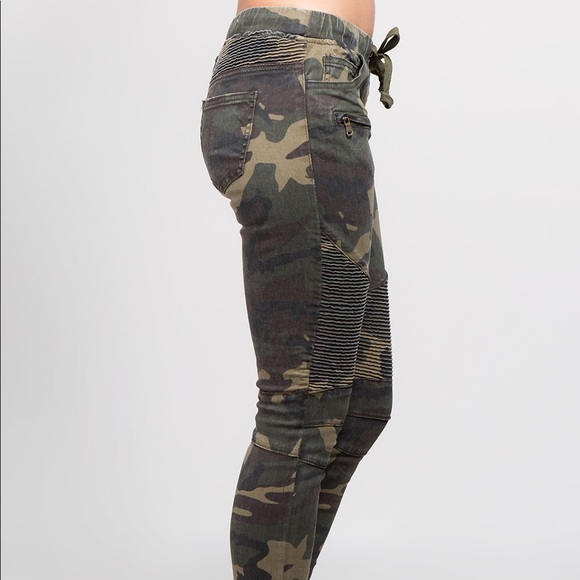 MOTO CAMOUFLAGE JOGGERS - Picture 3 of 8
